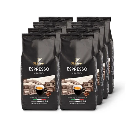 Acht Packungen Tchibo Espresso Kräftig mit je 1 kg ganzen Bohnen.