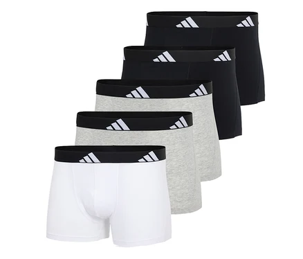 Fünf adidas Active Flex Cotton Slipboxer in Weiß, Grau und Schwarz, aufgefächert und gestapelt. Jeder Slipboxer hat einen schwarzen Bund mit weißen adidas Drei-Streifen-Logos.