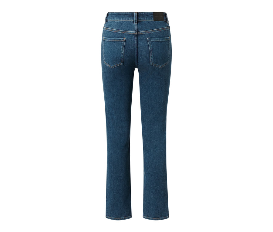 Rückansicht einer Straightfit-Jeans.