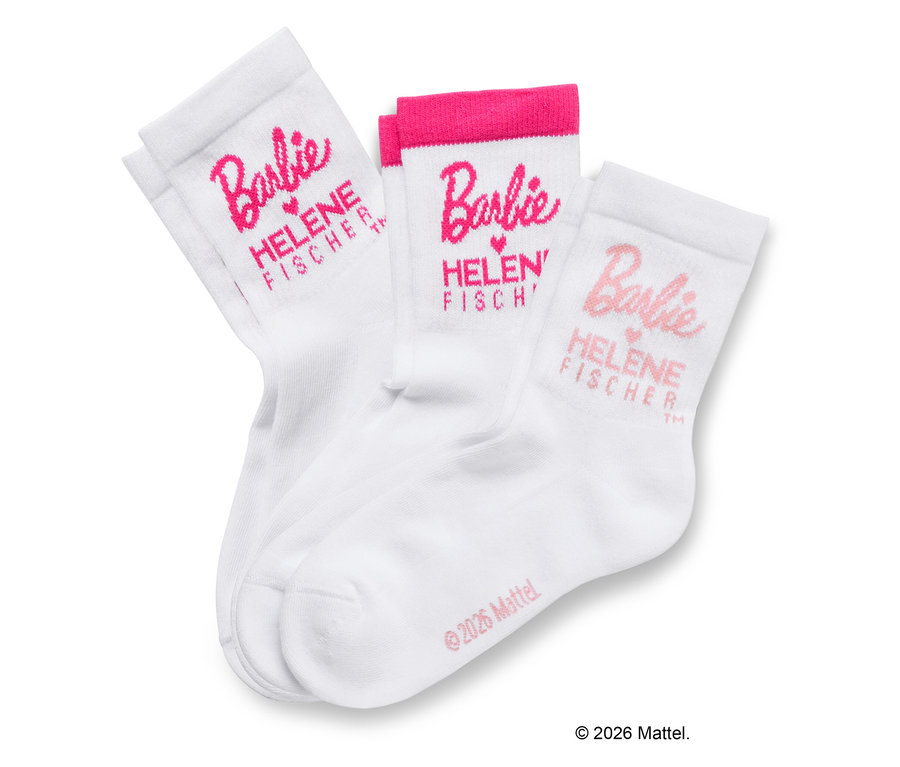 Drei weiße Socken mit Barbie und Helene Fischer Schriftzug in Pink.