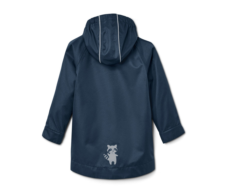 Dunkelblaue Regenjacke mit Kapuze und Waschbär-Motiv.