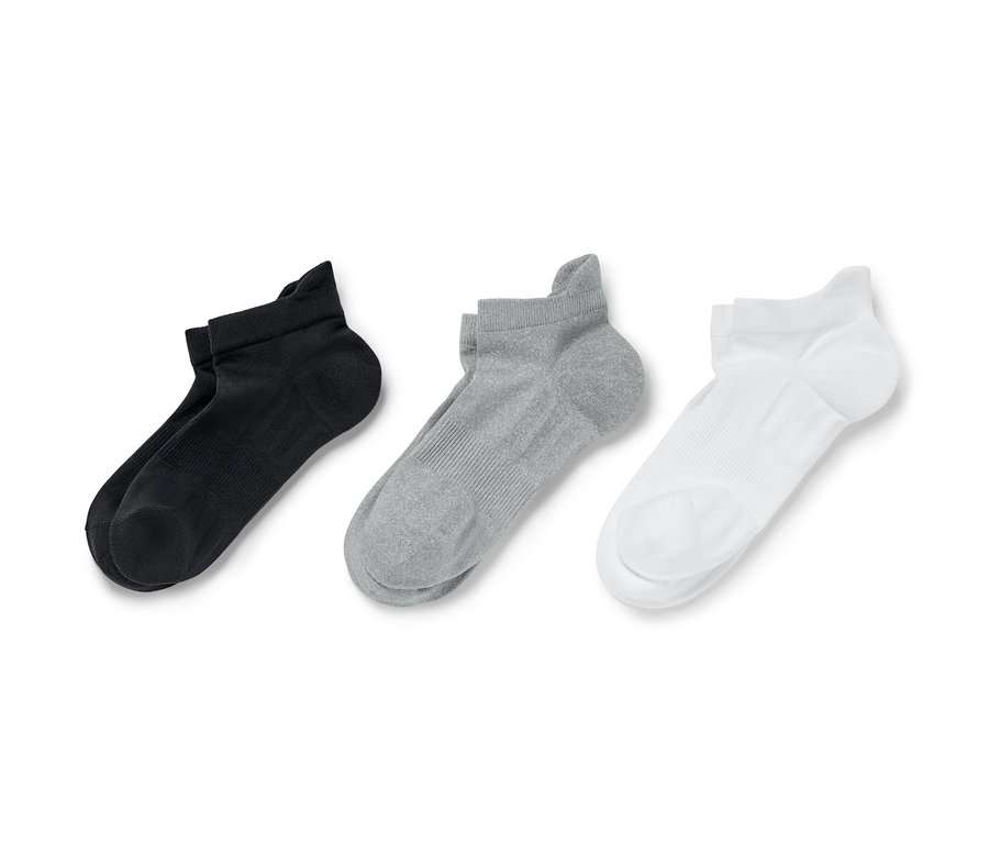 Drei Paar Sportsocken in Schwarz, Grau und Weiss.