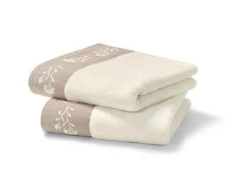 Beige-weiß
