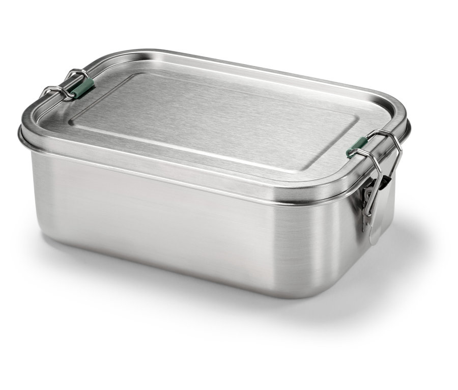 Eine Edelstahl-Lunchbox mit Deckel und Metallklammern.