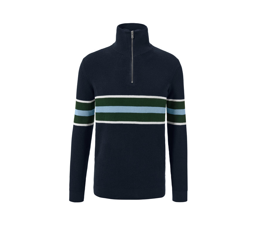 Ein marineblauer Troyer-Pullover mit Streifen auf der Brust.