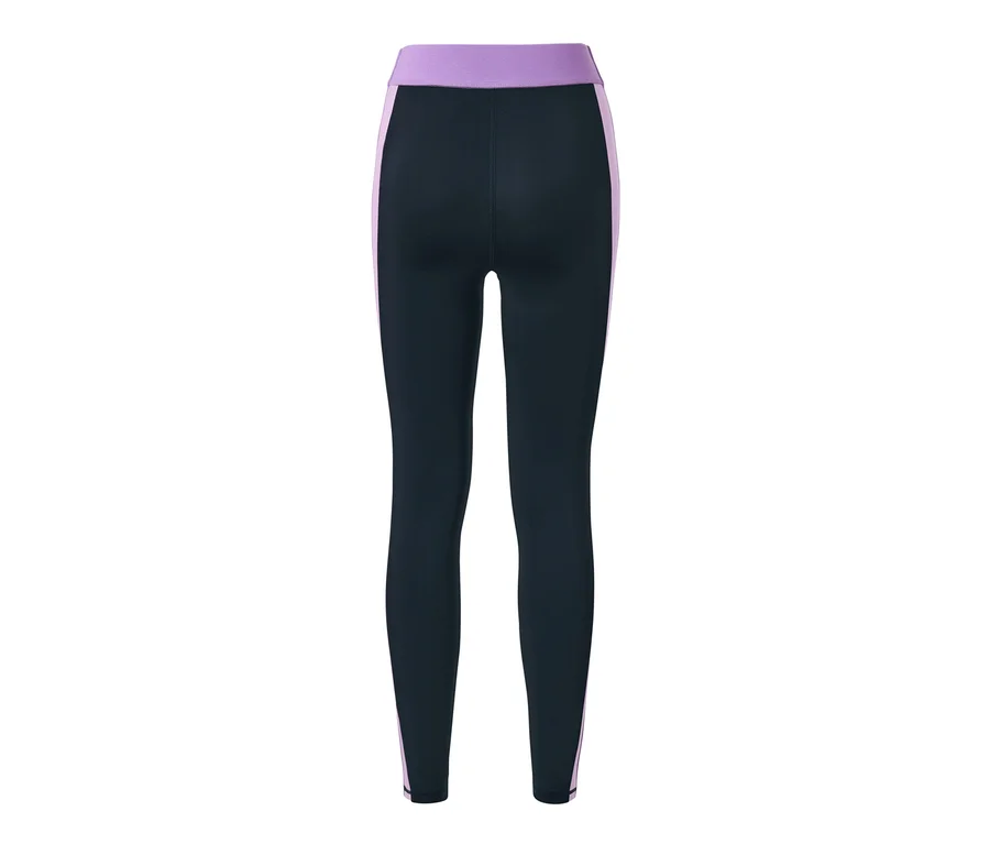 Dunkelblaue Sporttight.