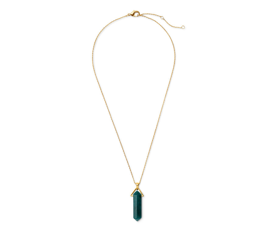 Goldene Halskette mit Jade-Energie-Anhänger.