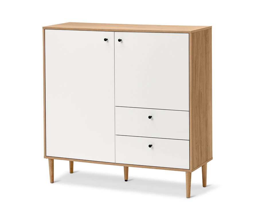 Weißes Highboard »Bekeson« mit zwei Türen und zwei Schubladen.