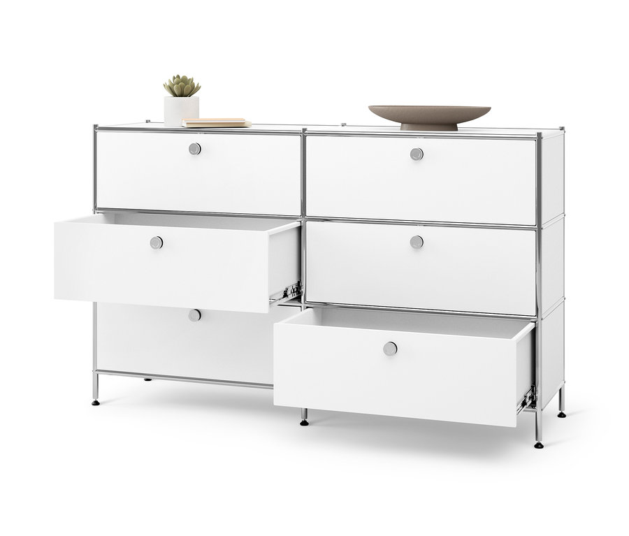 Weisse Kommode Metall »CN3« mit 6 Schubladen, von denen zwei geöffnet sind.