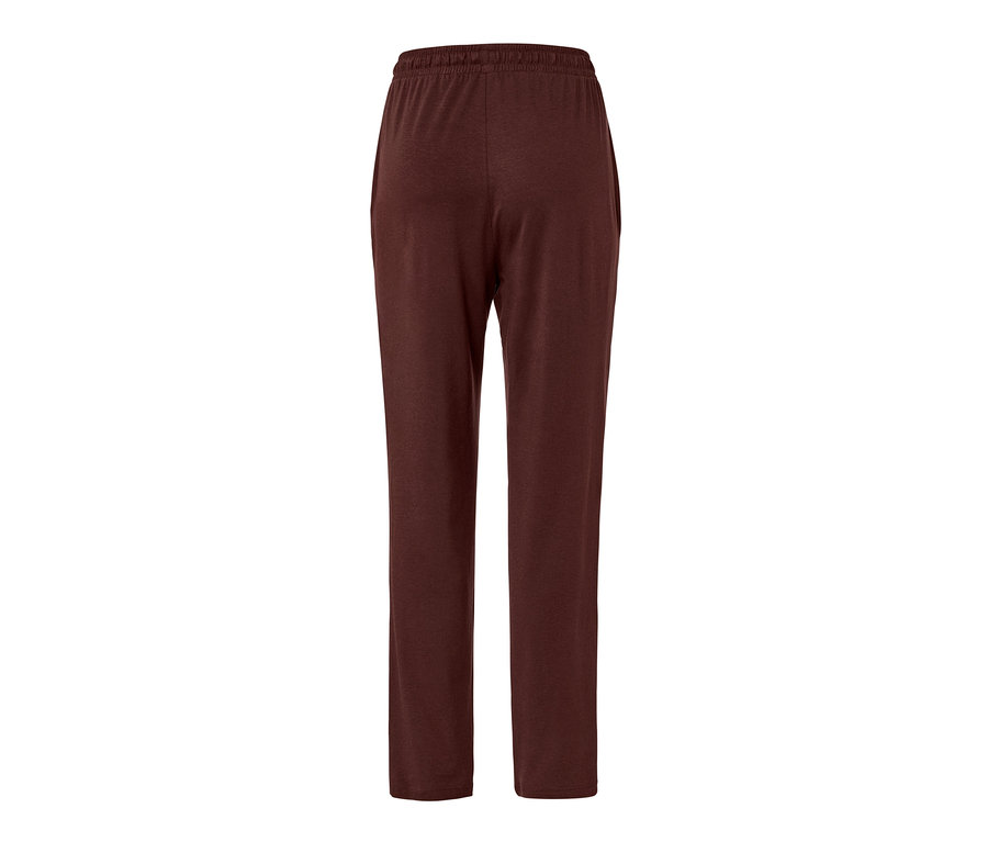 Braune Pyjamahose.