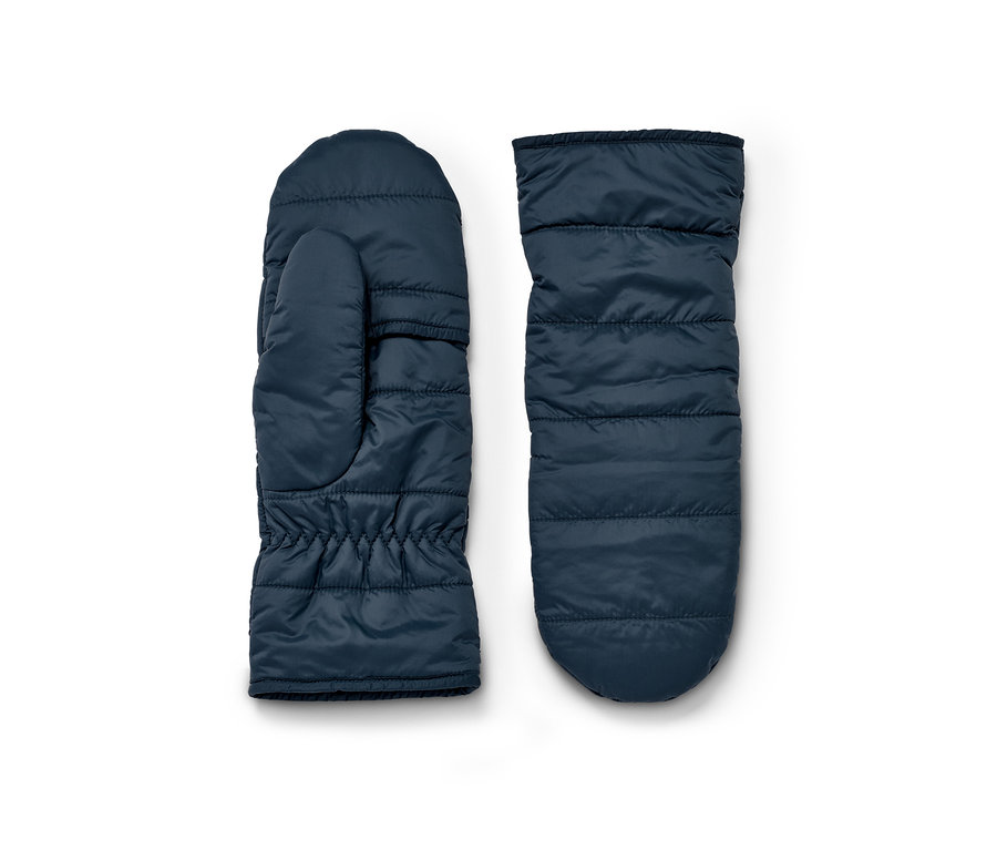 Zwei marineblaue Stepp-Klappfäustlinge liegen nebeneinander auf einem weißen Hintergrund.