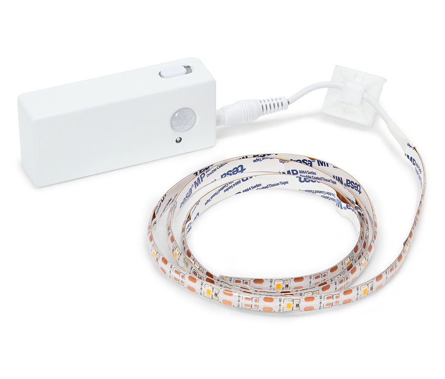 Weißes LED-Band mit Steuerung und Netzkabel.