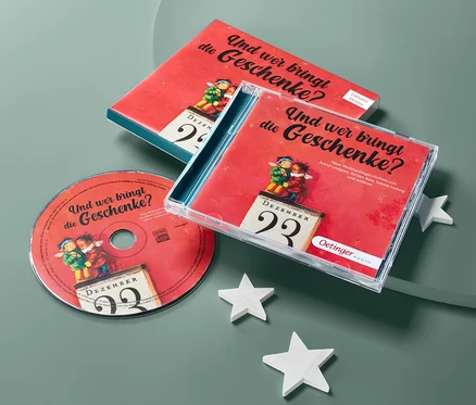 Auf einem grünen Hintergrund liegen eine CD »Und wer bringt die Geschenke?«, eine CD-Hülle, eine flache Schachtel und drei weiße Sterne.