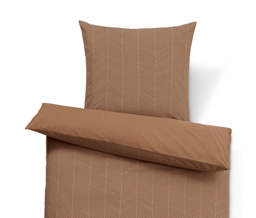 Braune Premium-Baumwoll-Bettwäsche mit Streifenmuster und einfarbig braunem Rand, inklusive Kissen.