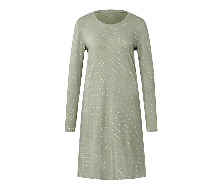 Grünes Nachthemd mit weißen Punkten.
