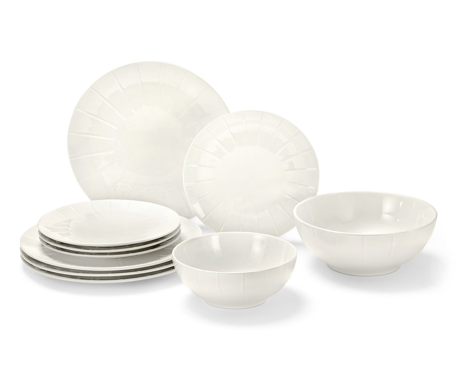 10-teiliges Geschirr-Set in Weiß.