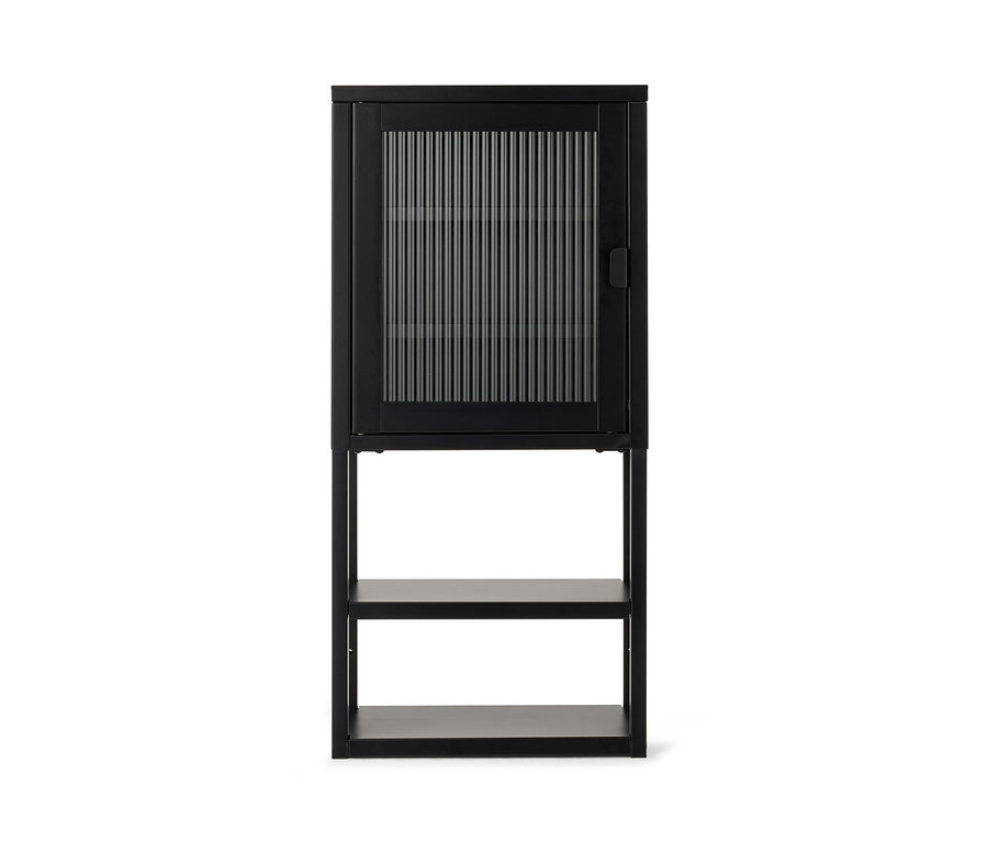 Schwarzer Wandschrank mit Glastür.