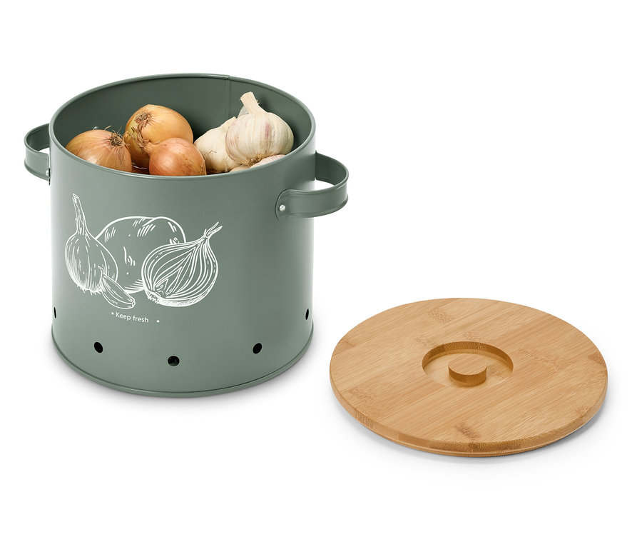 Zwiebeln und Knoblauch in einem grünen Behälter mit Deckel.
