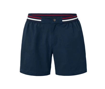 Marineblaue Badeshorts mit rot-weiß-blau gestreiftem Bund.