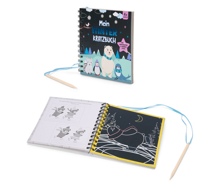 Zwei 'Mein Winter Kratzbuch'-Bücher, eines geschlossen mit Wintertieren und eines offen mit einer Kratzbildseite eines Bären beim Eislaufen.