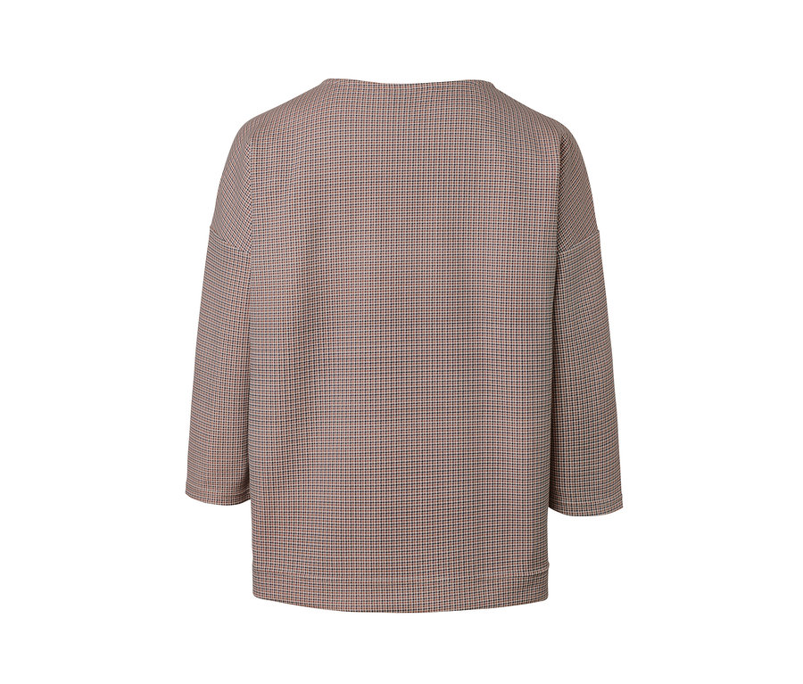 Detailansicht eines karierten Sweatshirts.