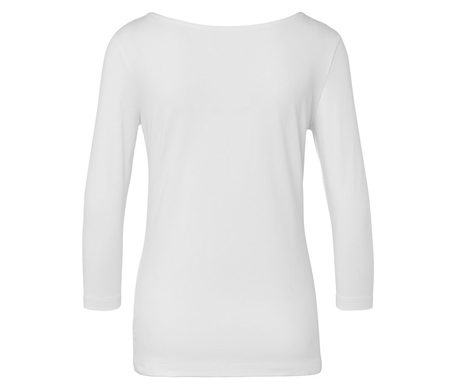 Weißes Langarmshirt auf weißem Hintergrund.