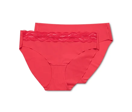 Zwei flamingorote Magic-Cut-Slips, einer mit Spitzenbesatz am Bund, liegen übereinander.