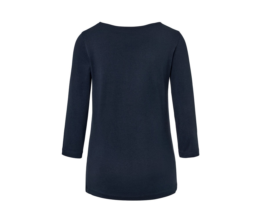 Dunkelblaues Shirt mit 3/4-Arm.