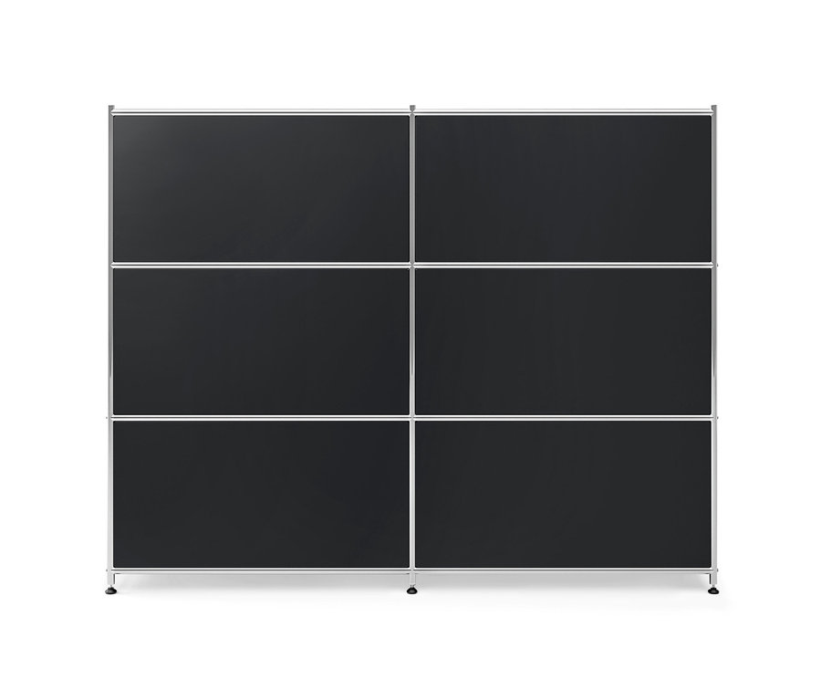 Schwarze Kommode Metall »CN3« mit vier Klappenfächern.