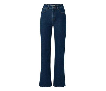 Dunkelblaue Bootcut Jeans im Fit "Lou" auf weißem Hintergrund.