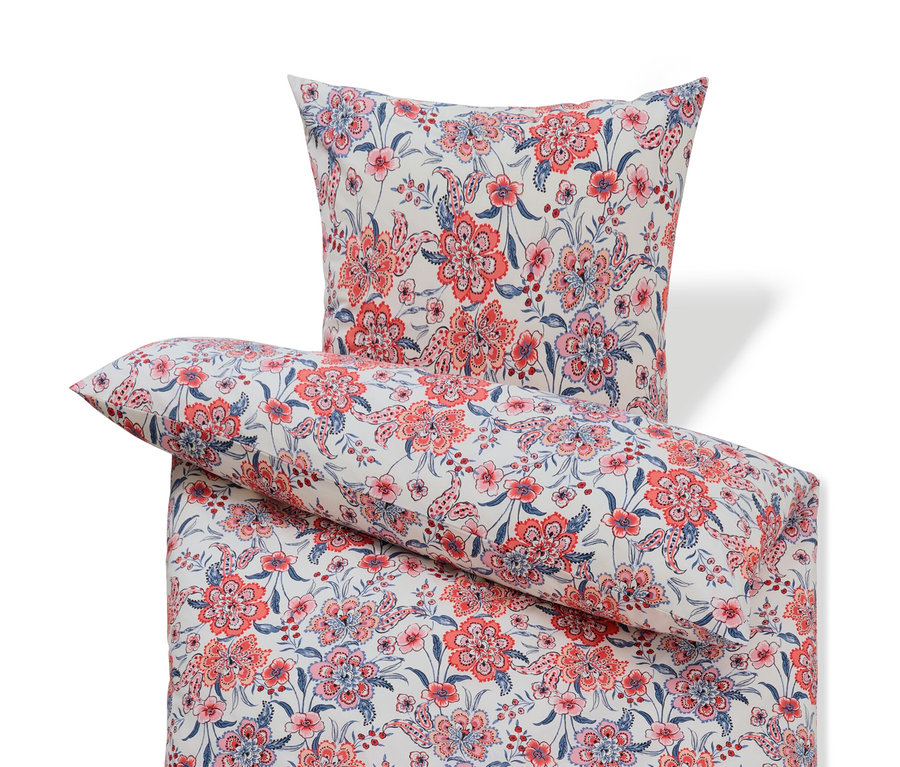 Cremefarbene Renforcé-Bettwäsche in Normal- und Übergröße mit Blumenmuster.