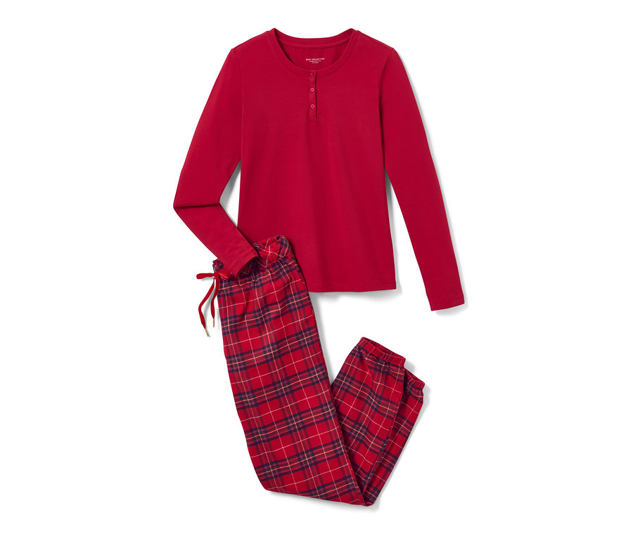Flanell-Pyjama, kariert, rotes Langarmshirt und karierte Hose.