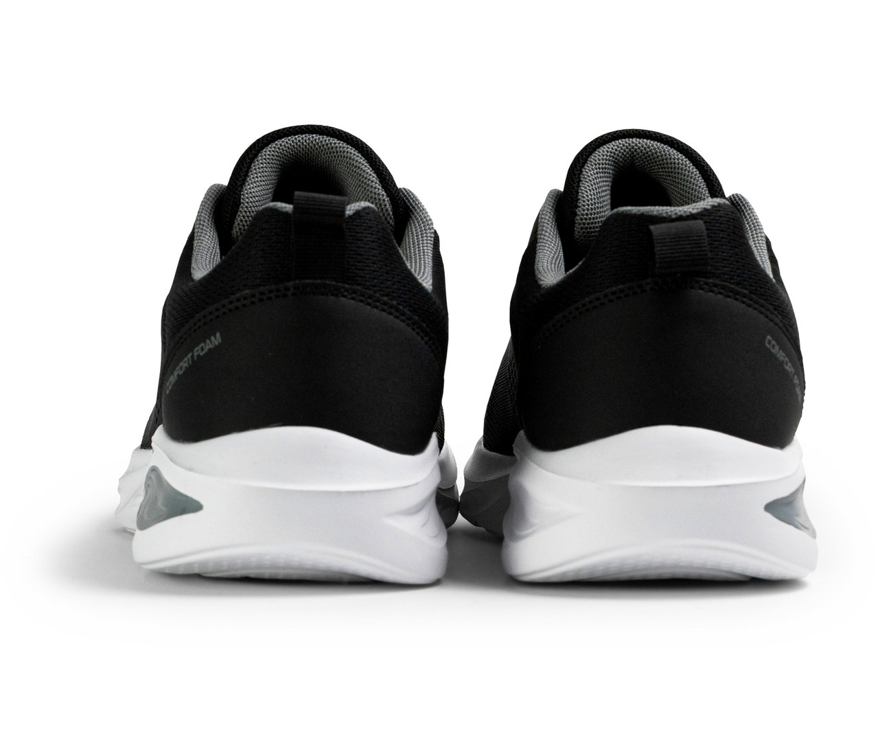 Zwei schwarze FILA Specctris Herren-Sneaker mit weißen Sohlen, von hinten gesehen.