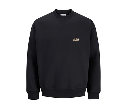 Schwarzer Jack&Jones Colton Sweater mit kleinem gesticktem Logo auf der Brust.