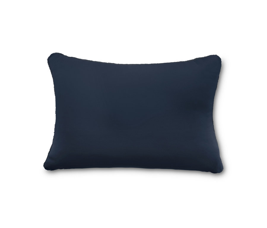 Ein marineblaues 2-in-1-Nackenkissen.