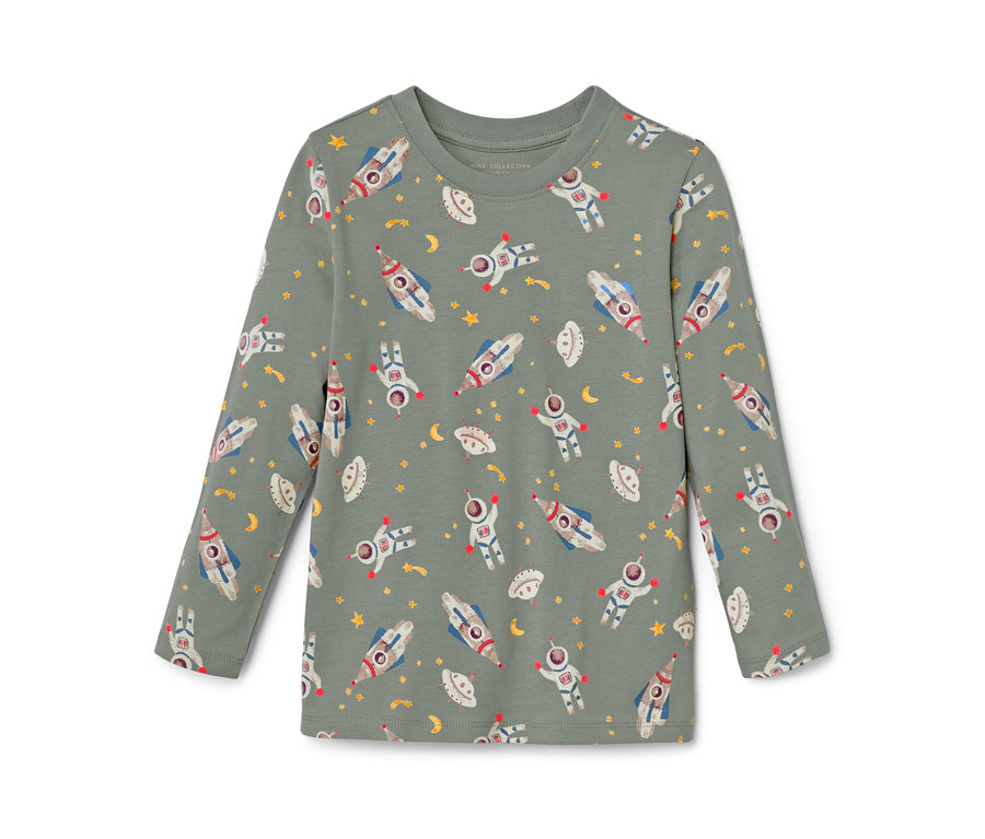 Ein grünes Langarmshirt mit Weltraum-Motiv.