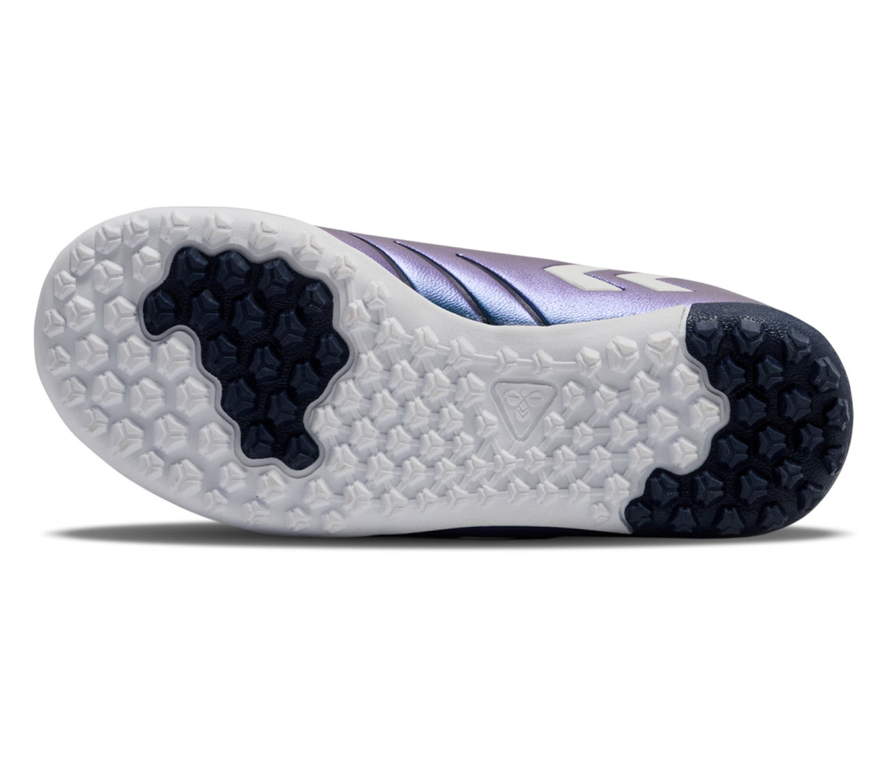 Sohle des grünen hummel® Top Star Turf JR Fußballschuhs mit Noppenmuster.