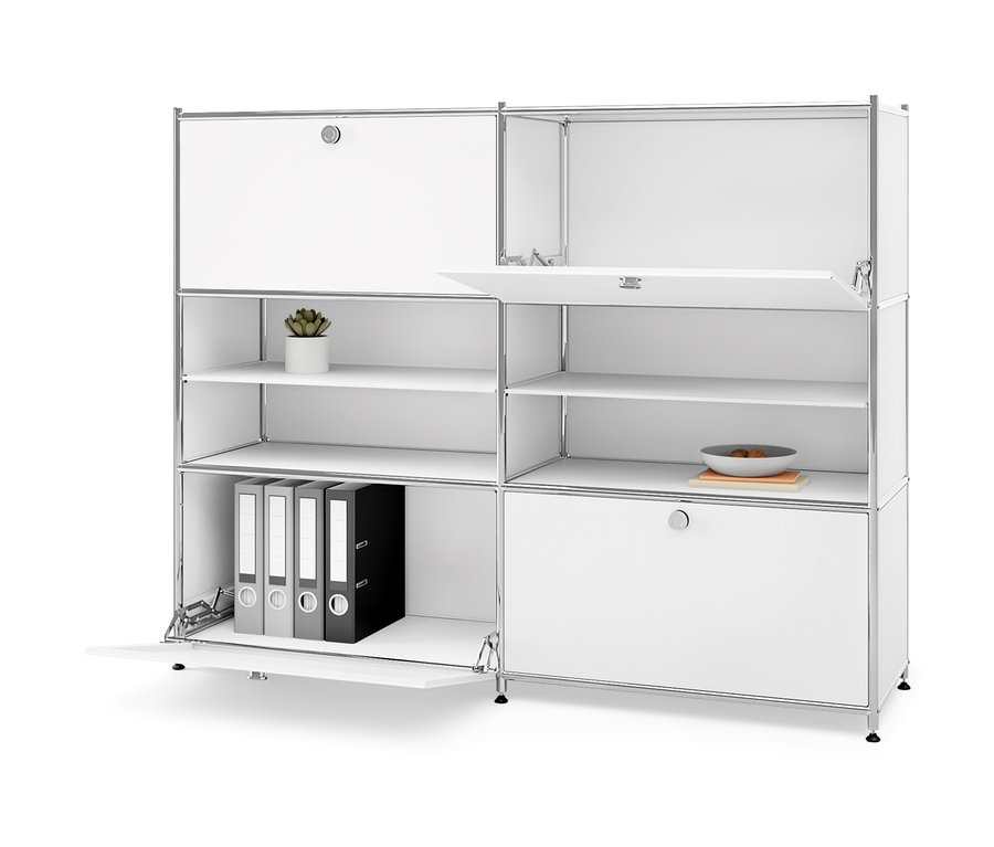 Weisse Kommode Metall »CN3« mit 4 Klappenfächern, von denen einige geöffnet sind. In den Regalen befinden sich eine Topfpflanze, eine Schale und Aktenordner.