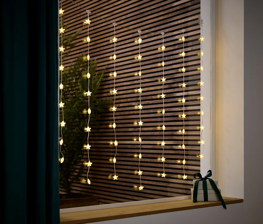 LED-Lichtervorhang, Sterne, kurz bei Tchibo kaufen