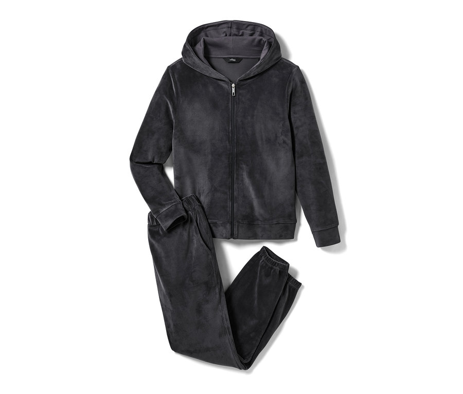 Grauer Nicki-Hausanzug mit Reißverschluss und Kapuze.