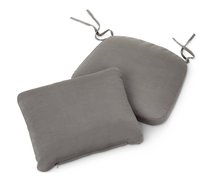 Zwei graue Sitzkissen, eines quadratisch und eines mit Bändern zum Festbinden.