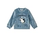 Blauer, flauschiger Kinderpullover mit Pinguin-Motiv, der Schlittschuh läuft, und dem Schriftzug "WINTER FUN".