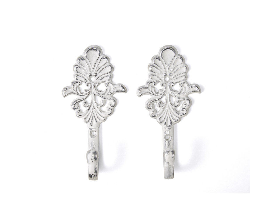 Zwei silberne Wandhaken.