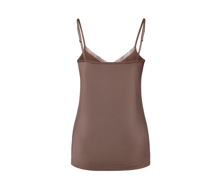 Rückansicht von einem nougatfarbenen Hemdchen mit Spitze.