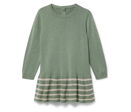 Grünes Strickkleid mit langen Ärmeln und einem gestreiften Rock.