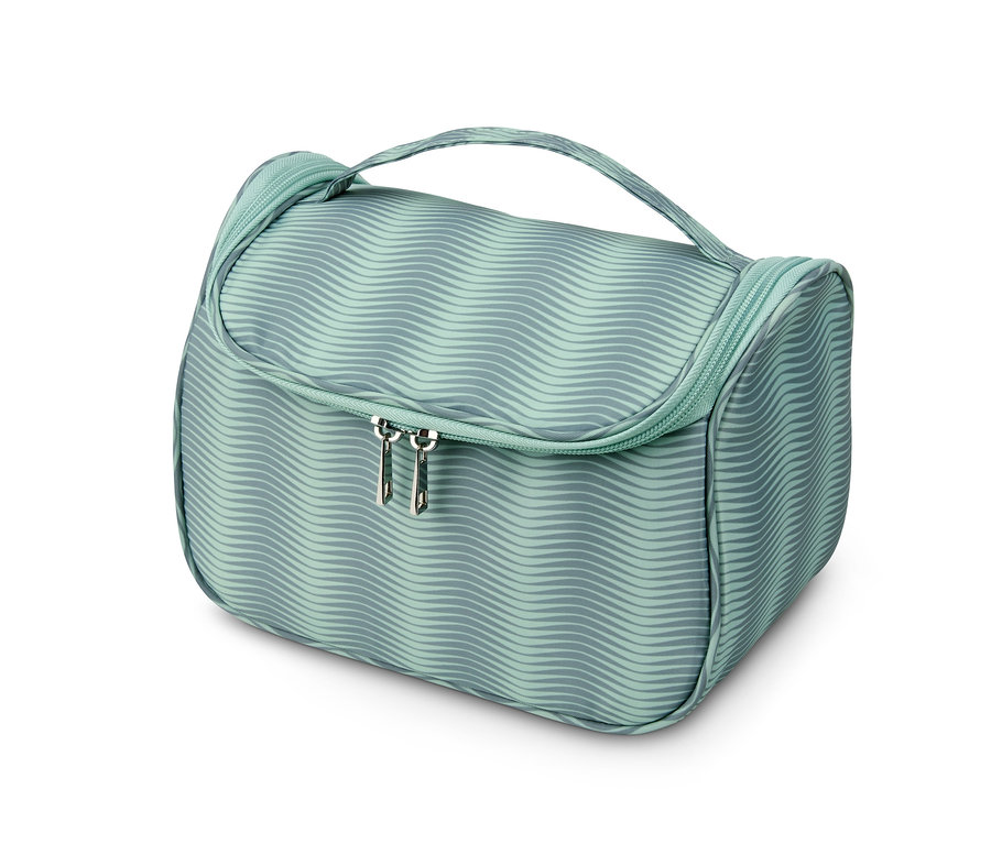 Eine Kulturtasche zum Aufhängen mit mintfarbenem Wellenmuster.