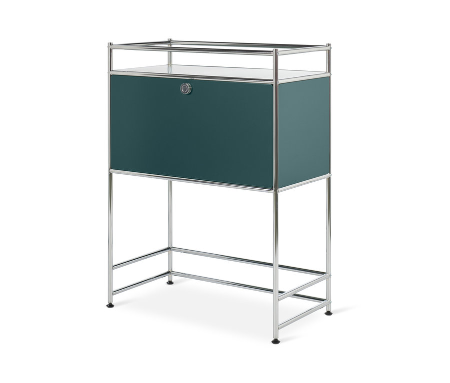 Grüne Konsole »CN3« mit Klappfach.