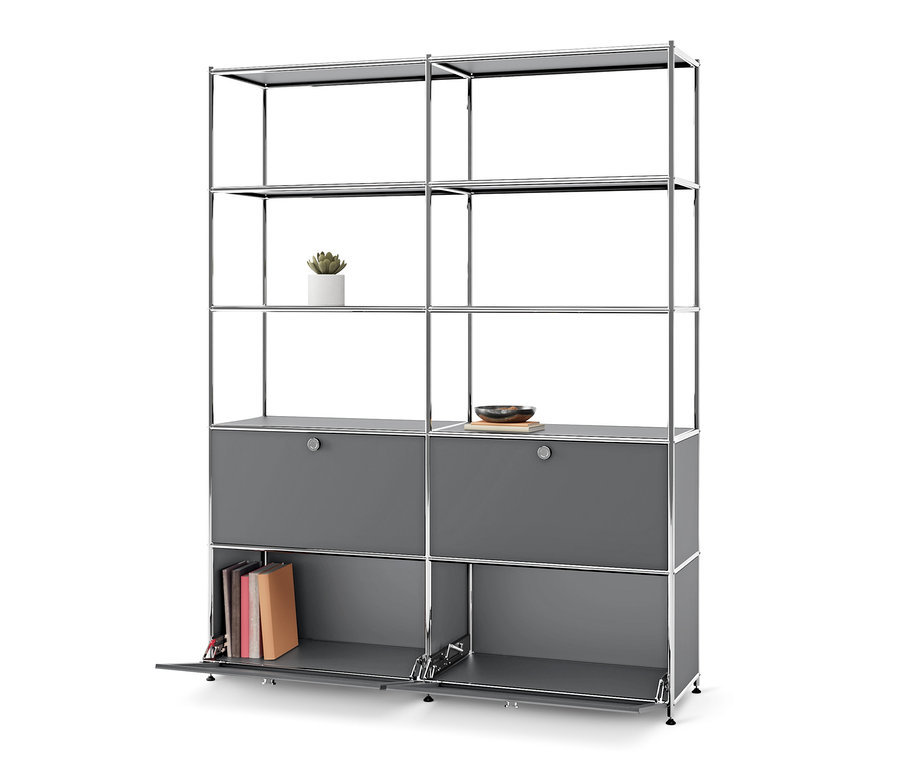 Hohes graues Regal Metall »CN3« mit 4 Klappfächern, wobei eine Klappe offen ist und Bücher zeigt.