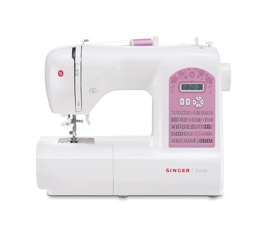 Weiße SINGER® Computer-Nähmaschine »Starlet 6699« mit rosa Blumendruck.