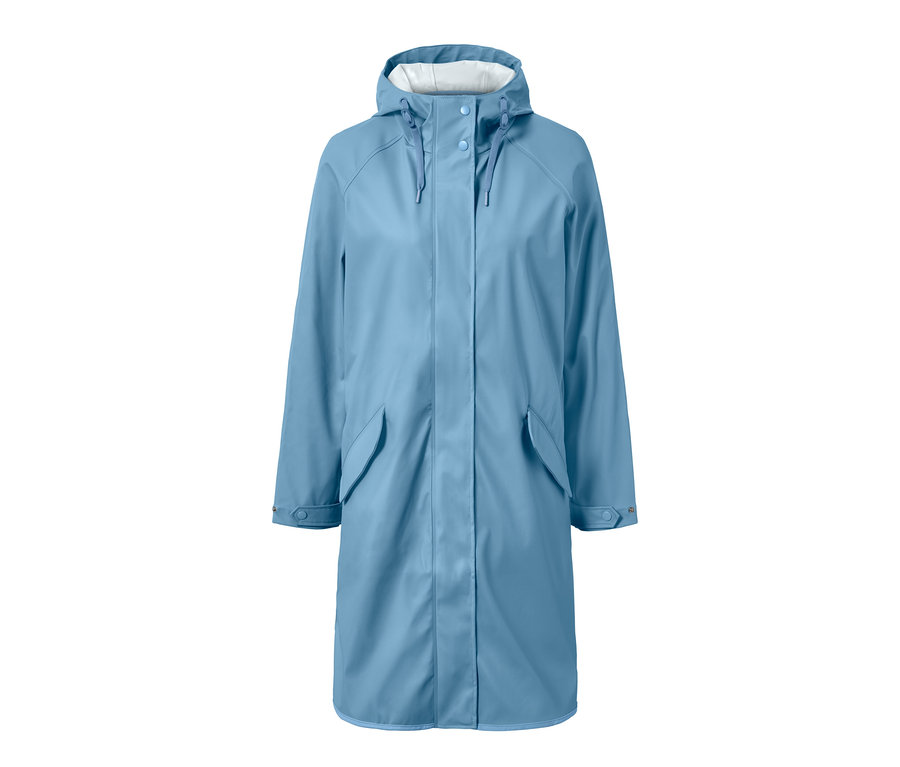 Hellblauer Regenparka »Friesennerz« mit Kapuze.
